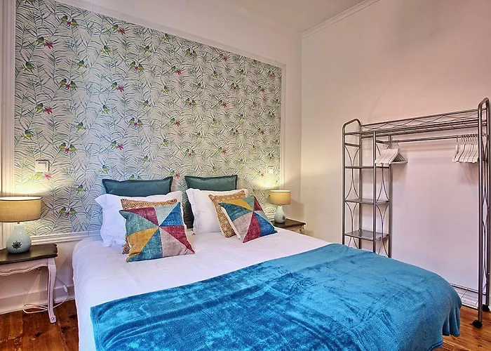 Localtraveling Alfama River View - Family شقة