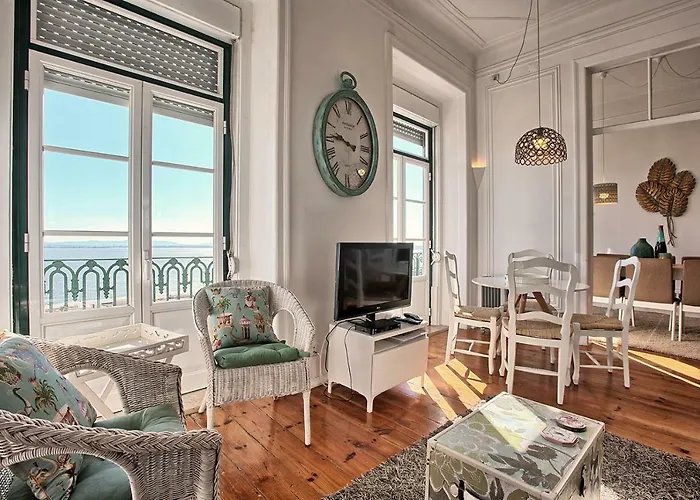 شقة Localtraveling Alfama River View - Family