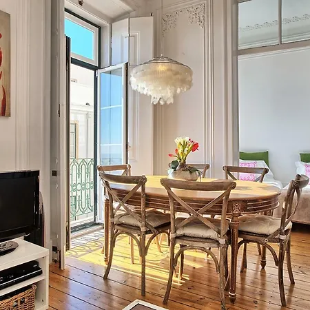 Localtraveling Alfama River View - Family Apartman Lisboa