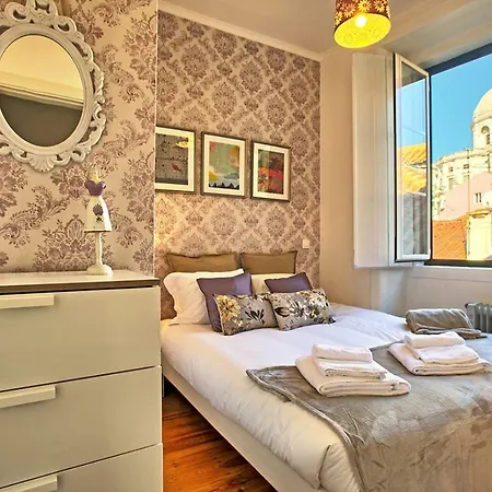 Apartment Localtraveling Alfama River View - Family Lisbon