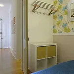 Апартаменти Localtraveling Alfama River View - Family Лісабон