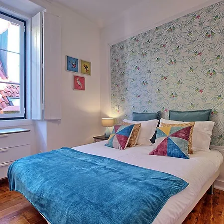 Localtraveling Alfama River View - Family דירה