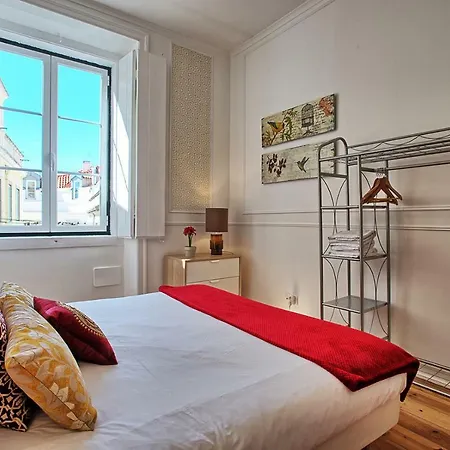 Localtraveling Alfama River View - Family ליסבון