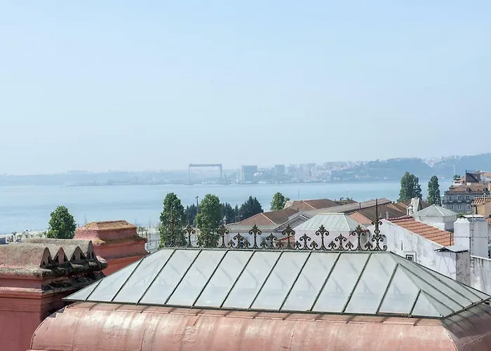 Apartment Localtraveling Alfama River View - Family Lisbon