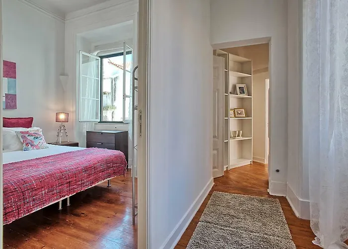 Localtraveling Alfama River View - Family Apartment *